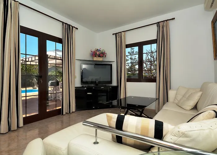 Paradise Private Pool By Pvl *